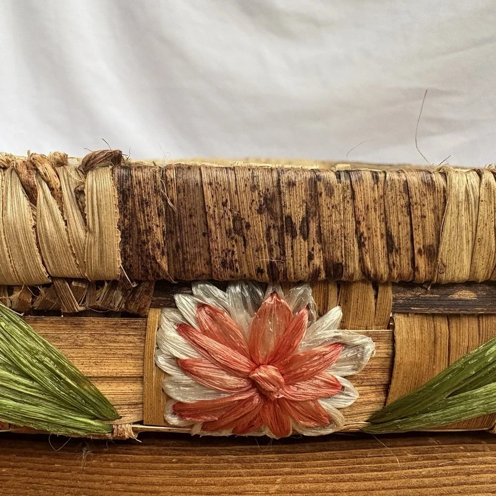 Vintage Rustic Bark Look Decorative Basket Tray Floral Trim Burlap Lined Decor